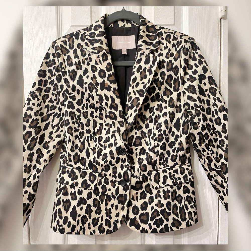 Banana Republic | Leopard Print Soft Blazer